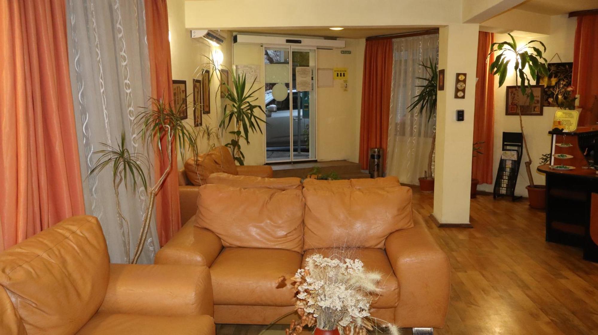 Hotel Palitra Varna Exterior photo